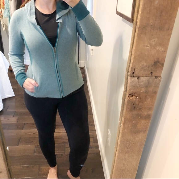 COLUMBIA xsmall zippered hooded gym/yoga jacket - Picture 3 of 8